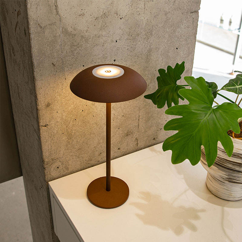 Touch charging eye-protection desk lamp
