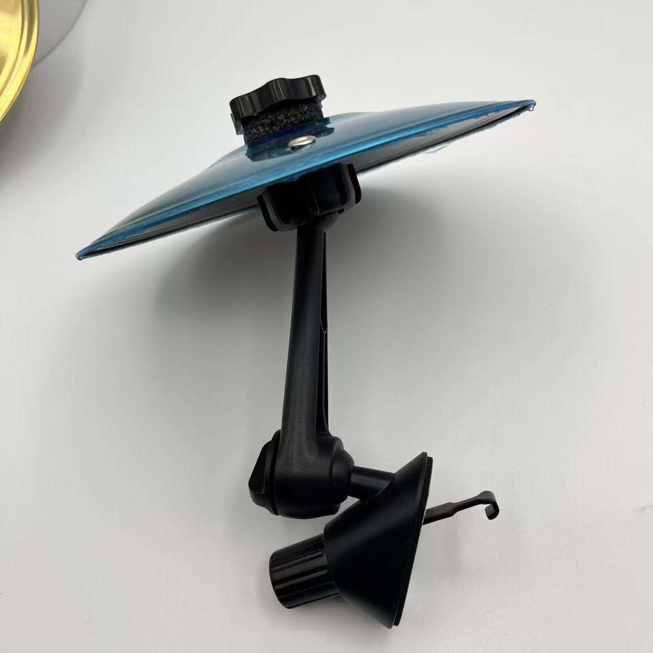 The musical cymbals installed on the car