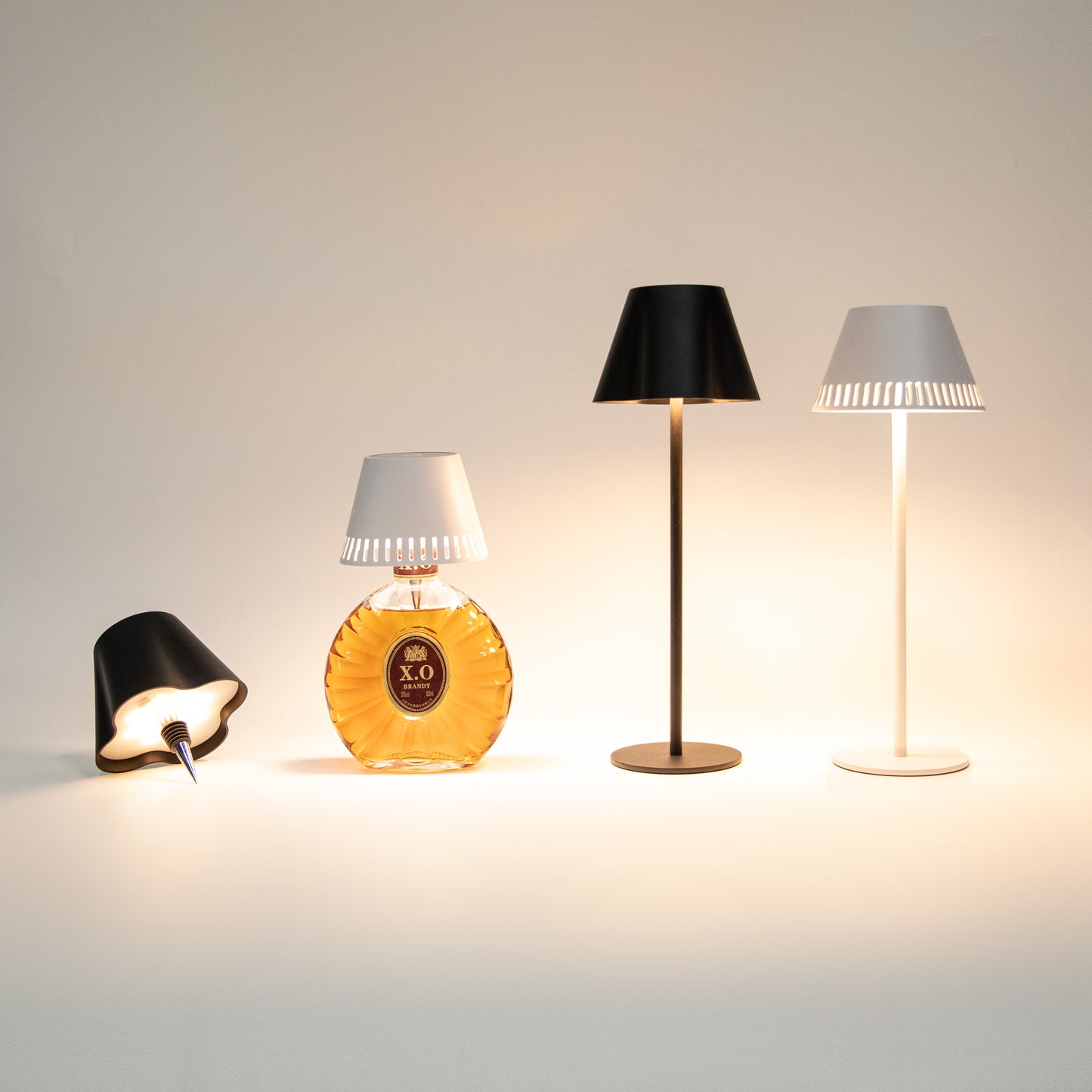 Three-tone tinted insertable wine bottle lamp